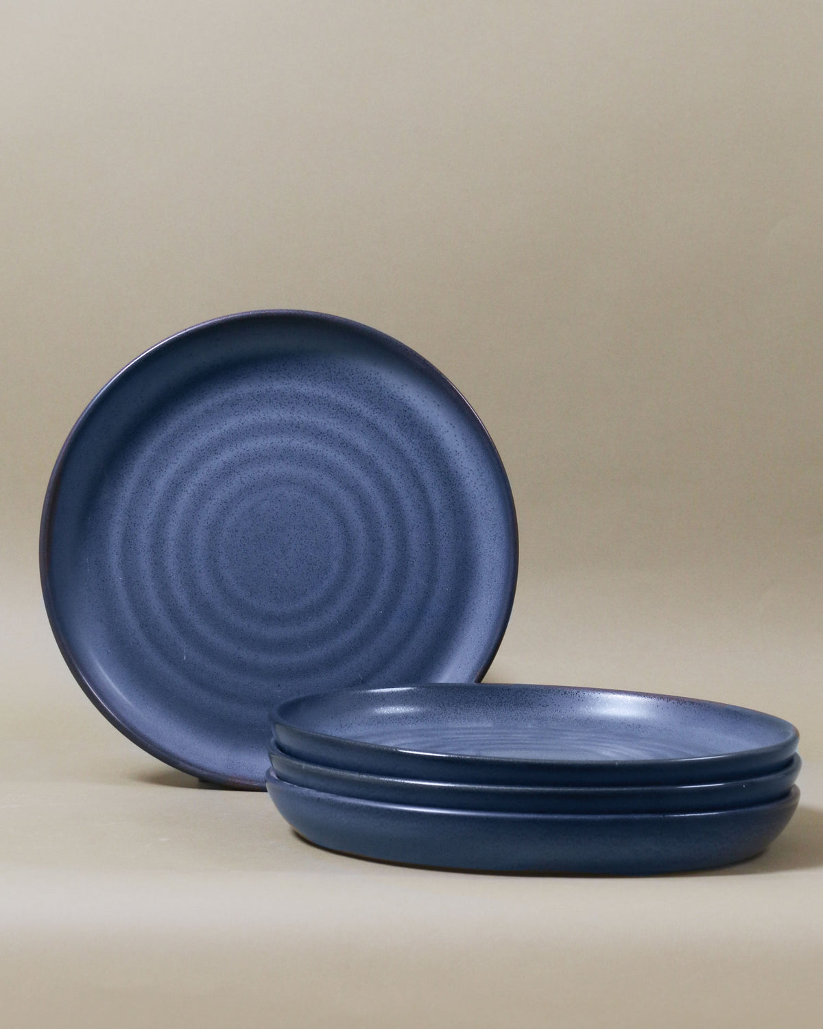 Set of 4 Potters Collection 23.5cm Plates / Blue Storm