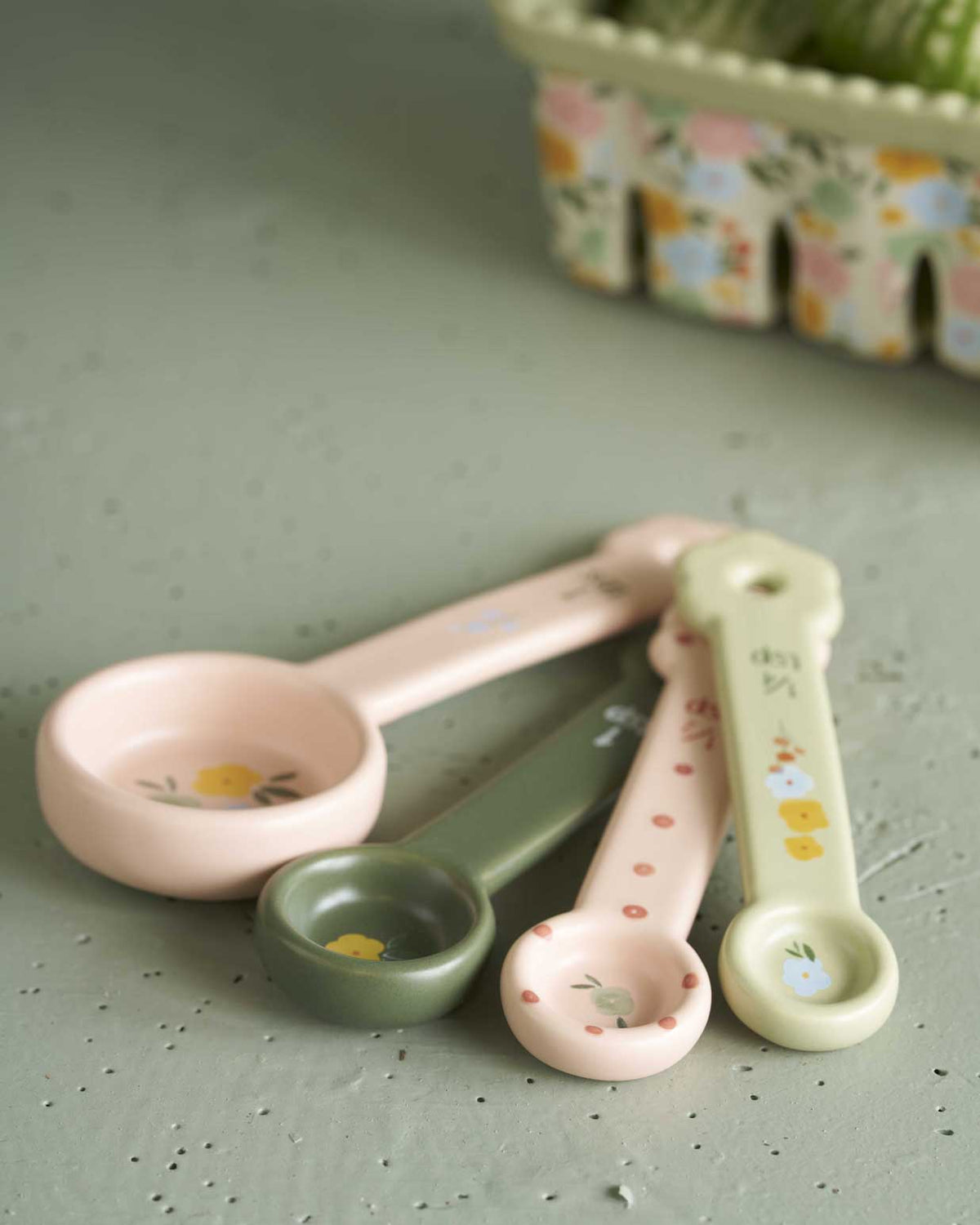 Set of 4 Measuring Spoons / Flower Market