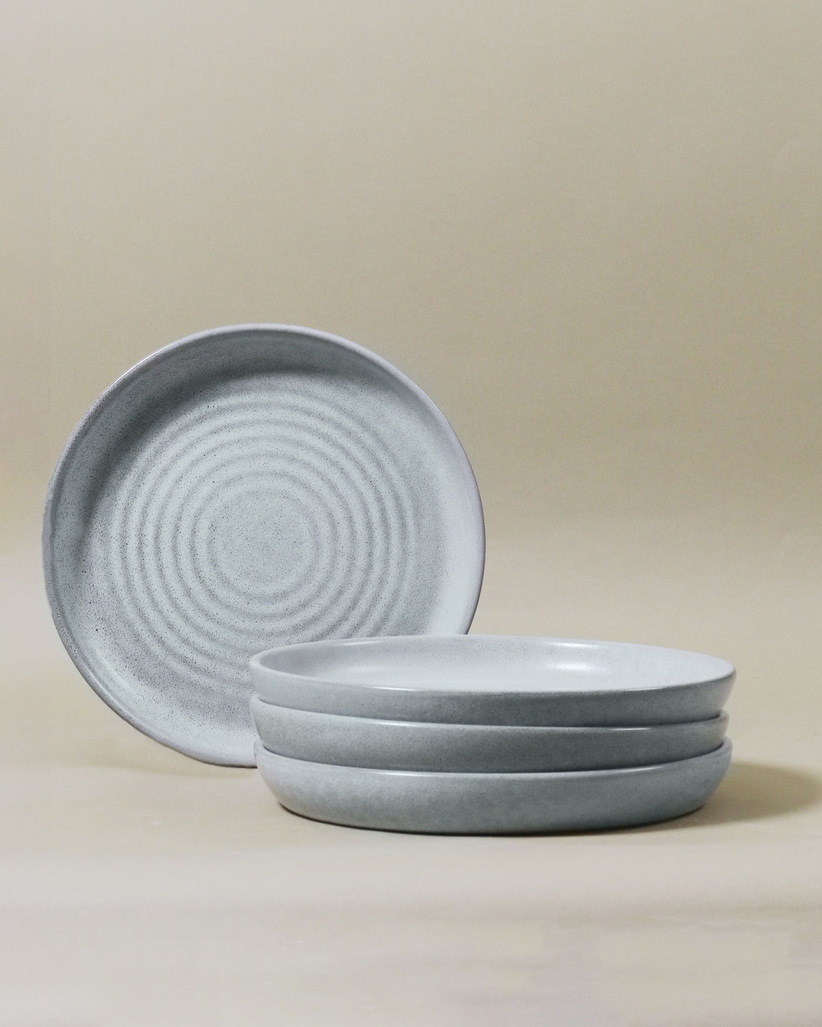 Set of 4 Potters Collection 19.1cm Plates / Grey Smoke